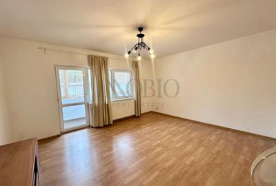 Apartament cu 3 camere în Central - 3