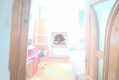 Apartament cu 4 camere în Central