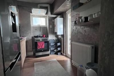 Apartament cu 3 camere decomandat în Central - 4