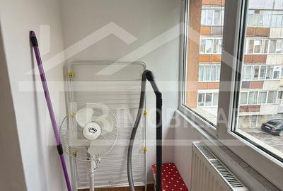 Apartament cu 3 camere semidecomandat în 7 Noiembrie - 10