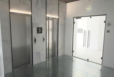 Birou, de 316 mp, în Gruia - 8