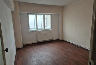 Apartament cu 2 camere decomandat în Central - 5