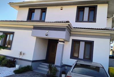 Casă cu 4 camere în Remetea Mare - 7
