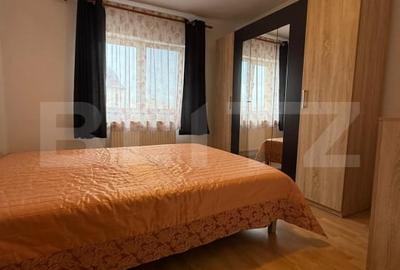 Apartament cu 3 camere decomandat, mobilat în Tractorul