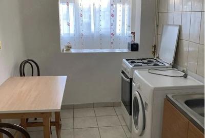 Garsonieră decomandată în Berceni
