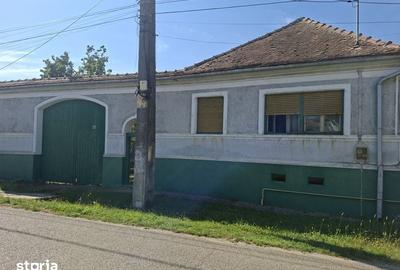 Casă cu 3 camere cu Teren 364 Mp în Central