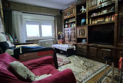 Apartament cu 2 camere decomandat în Polivalentă - 2