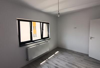 Apartament cu 2 camere decomandat în Vișan