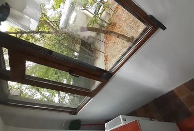 Garsonieră decomandată în Micro 21