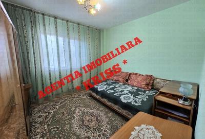 Apartament cu 3 camere decomandat în Exercițiu - 4