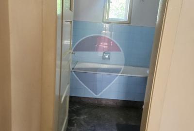 Casă cu 6 camere cu Teren 631 Mp în Ultracentral
