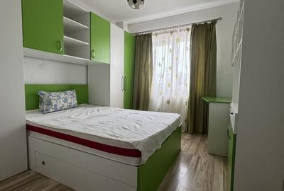 Apartament cu 3 camere semidecomandat în Letea - 7