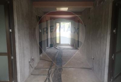 Casă individuală cu 3 camere cu Teren 1200 Mp în Gostinu - 10