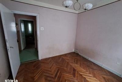Apartament cu 3 camere în Chinteni - 1