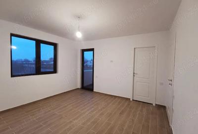 Casă cu Teren 440 Mp în Chiscani