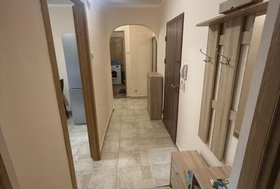 Apartament cu 3 camere decomandat în Dosu Bricii