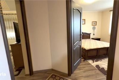 Casă cu 4 camere decomandat cu Teren 250 Mp în Central