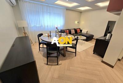 Apartament cu 3 camere decomandat, mobilat în Central