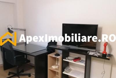 Garsonieră decomandată în Tineretului