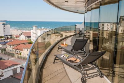 Apartament cu 3 camere decomandat în Mamaia-Sat