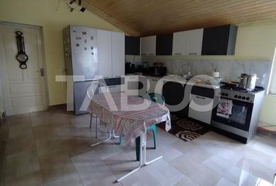 Casă individuală cu 10 camere cu Piscina în Râușor - 11