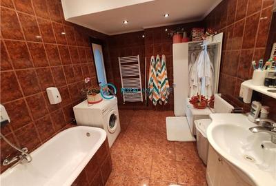 Casă individuală cu 5 camere cu Teren 4800 Mp în Bucov - 32