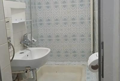 Garsonieră decomandată în Micro 19 - 2