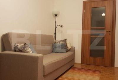 Apartament cu 3 camere semidecomandat în Central
