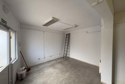Spațiu comercial, de 90 mp, în Central - 2
