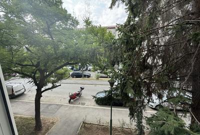 Apartament cu 2 camere decomandat în Soarelui - 2