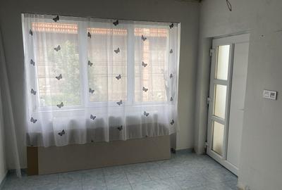 Casă cu 4 camere în Răcăștia - 5