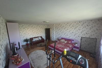 Casă individuală cu 5 camere cu Teren 722 Mp în Central - 8