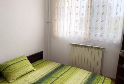 Apartament cu 3 camere semidecomandat în Brâncoveanu