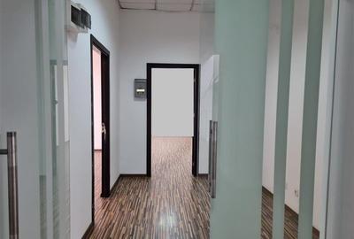 Birou, de 40 mp, în Ultracentral - 1