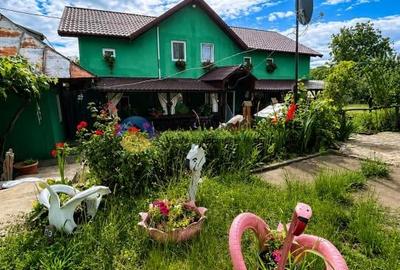 Casă cu 6 camere cu Teren 2088 Mp în Hârtop