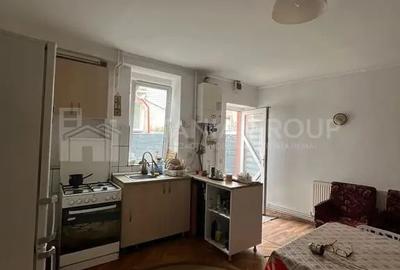 Apartament cu 3 camere decomandat în Centrul Istoric