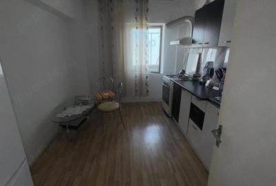 Apartament cu 3 camere decomandat în Central - 1