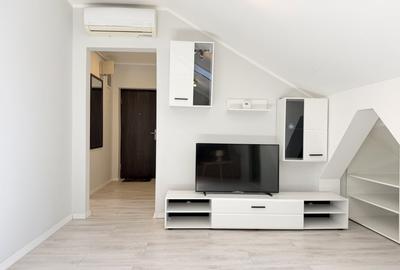 Apartament cu 3 camere decomandat, mobilat în Dumbrăvița