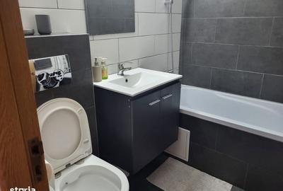 Apartament cu 2 camere decomandat în Vitan