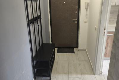 Apartament cu 2 camere semidecomandat în Colentina