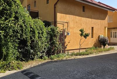 Casă cu 3 camere cu Teren 100 Mp în Florești
