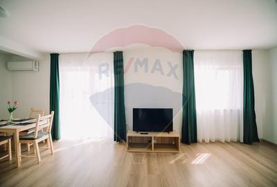 Apartament cu 2 camere decomandat, mobilat în Central