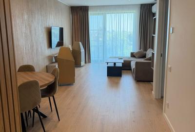 Apartament cu 3 camere, mobilat în Băneasa