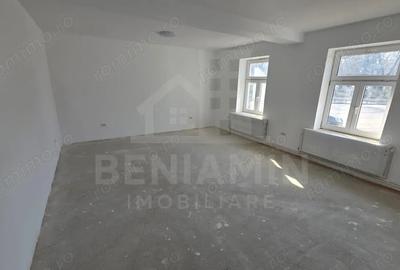 Spațiu comercial, de 127 mp, în 1 Mai - 6