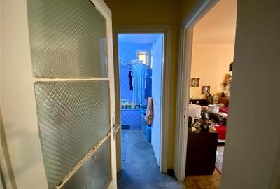 Apartament cu 2 camere semidecomandat în Medicină
