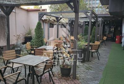Spațiu comercial, de 900 mp, în Sud - 37
