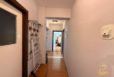 Apartament cu 3 camere decomandat în Cantemir - 9