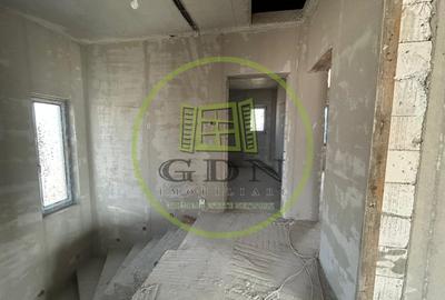 Casă individuală cu 5 camere cu Teren 500 Mp în Malu Mare - 3