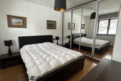 Apartament cu 3 camere decomandat în Clăbucet