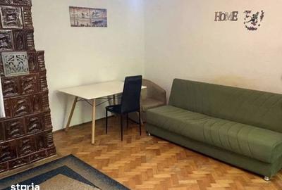 Casă cu 2 camere decomandat cu Teren 65 Mp în Foișorul de Foc